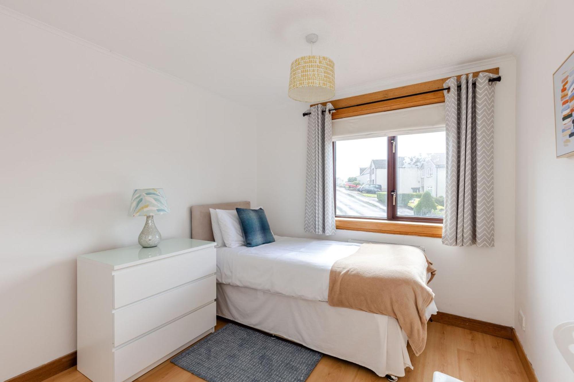 Family Home Inverkeithing Ideal For Edinburgh, Dunfermline & St Andrews 3 Bedrooms Dış mekan fotoğraf