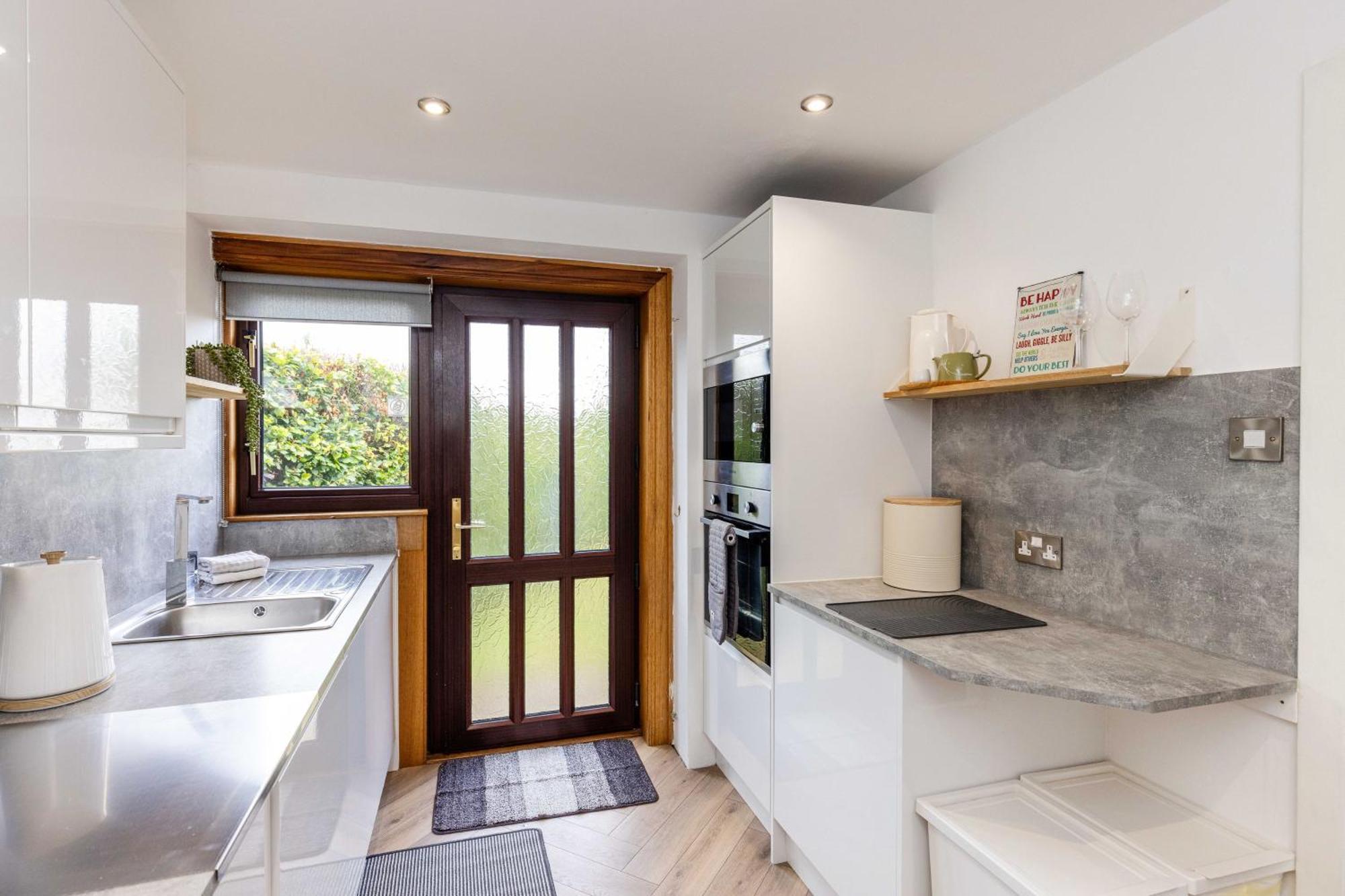 Family Home Inverkeithing Ideal For Edinburgh, Dunfermline & St Andrews 3 Bedrooms Dış mekan fotoğraf